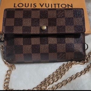 Beautiful Authentic Louis Vuitton Damier Ebene Large Wallet on unbranded chain